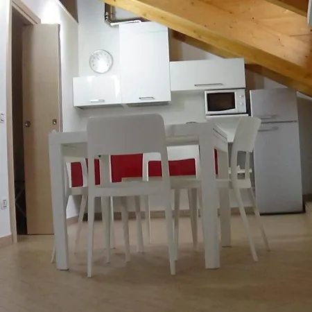 Santabbondio Apartment Como
