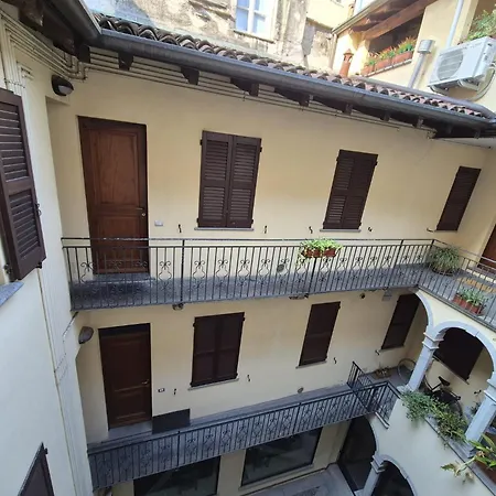 Santabbondio Apartment Como