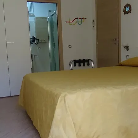 Apartament Santabbondio Como