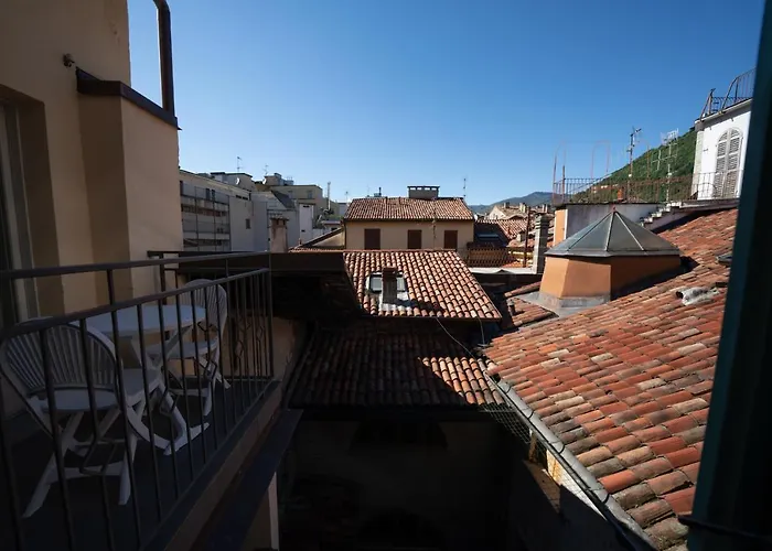 Santabbondio Daire Como