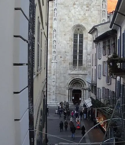 Santabbondio קומו